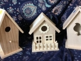 Decorate a Birdhouse