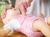 Original source: https://s3.amazonaws.com/coursestorm/live/media/d144262c0aea11eaae060a6d2f758039 Infant CPR for Parents, Grandparents and Older Siblings with Erin Olmstead