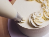 Cake Decorating with Buttercream 1