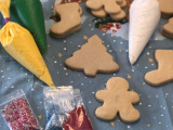 Christmas Cookie Decorating with Sisters Spice