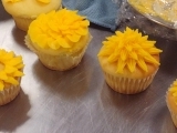 Cupcakes with Spring Buttercream Flowers